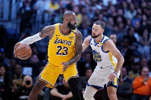 免费NBA勇士vs篮网_免费NBA勇士vs篮网在线观看_免费看直播
