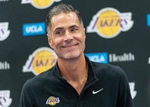 最新NBA老鹰vs爵士