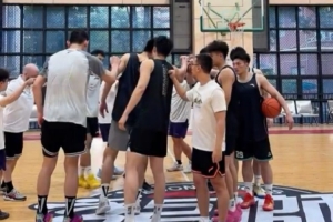今日上海海港富盛经开vs北京理工