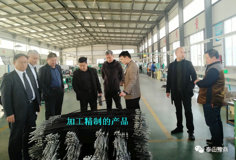1-200G0222941P9.jpg