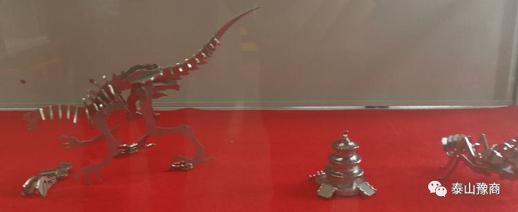 1-200G4144ZGc.jpg